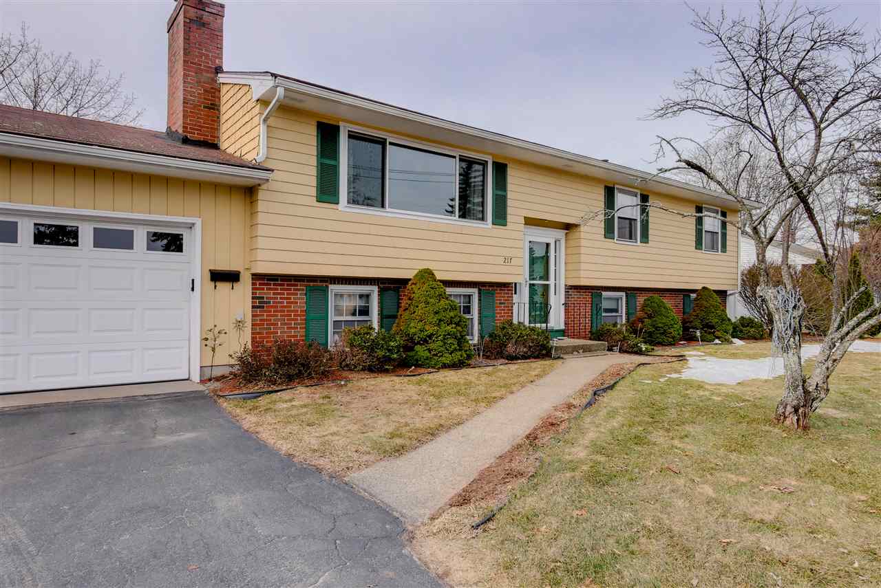 217 Lund Road Nashua, NH 03060 - Photo 2 of 28