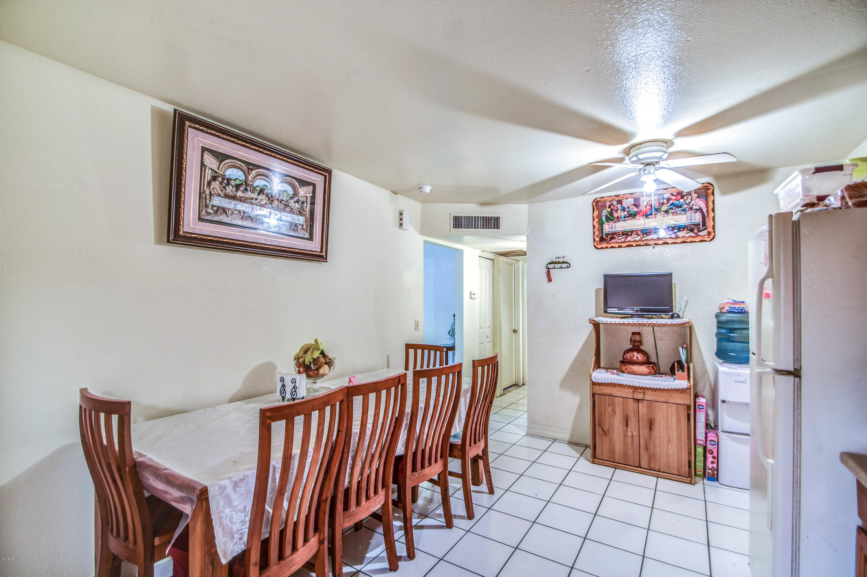 1728 West Carson Road Phoenix, AZ 85041 - Photo 8 of 24 KITCHEN 2