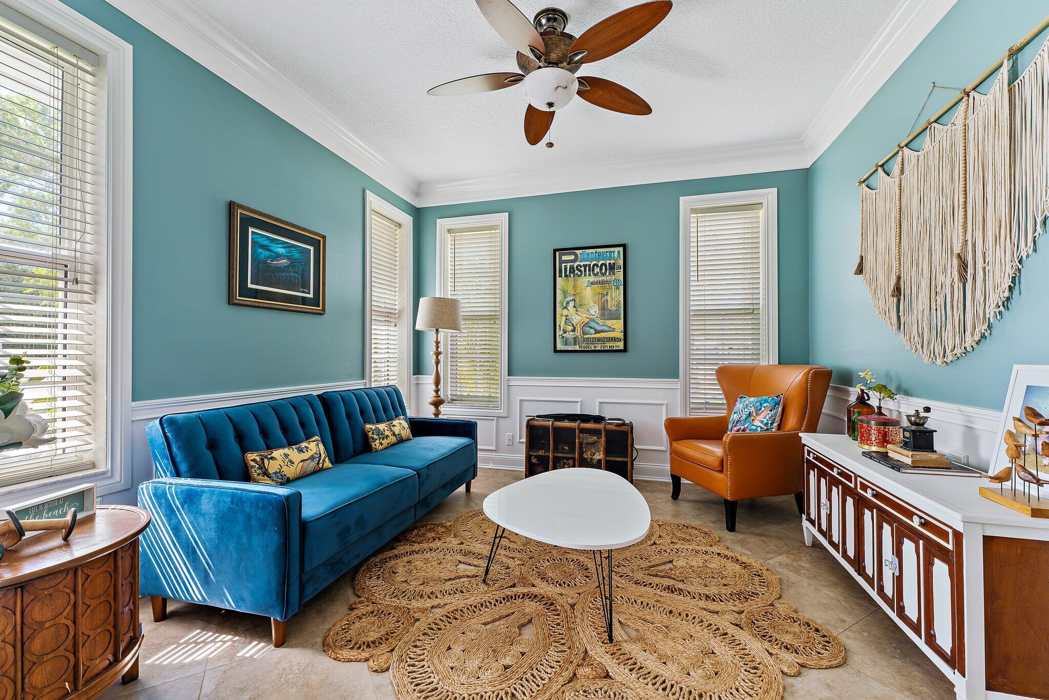 18263 River Oaks Drive Jupiter, FL 33458 - Photo 12 of 49 a living room with furniture and a window