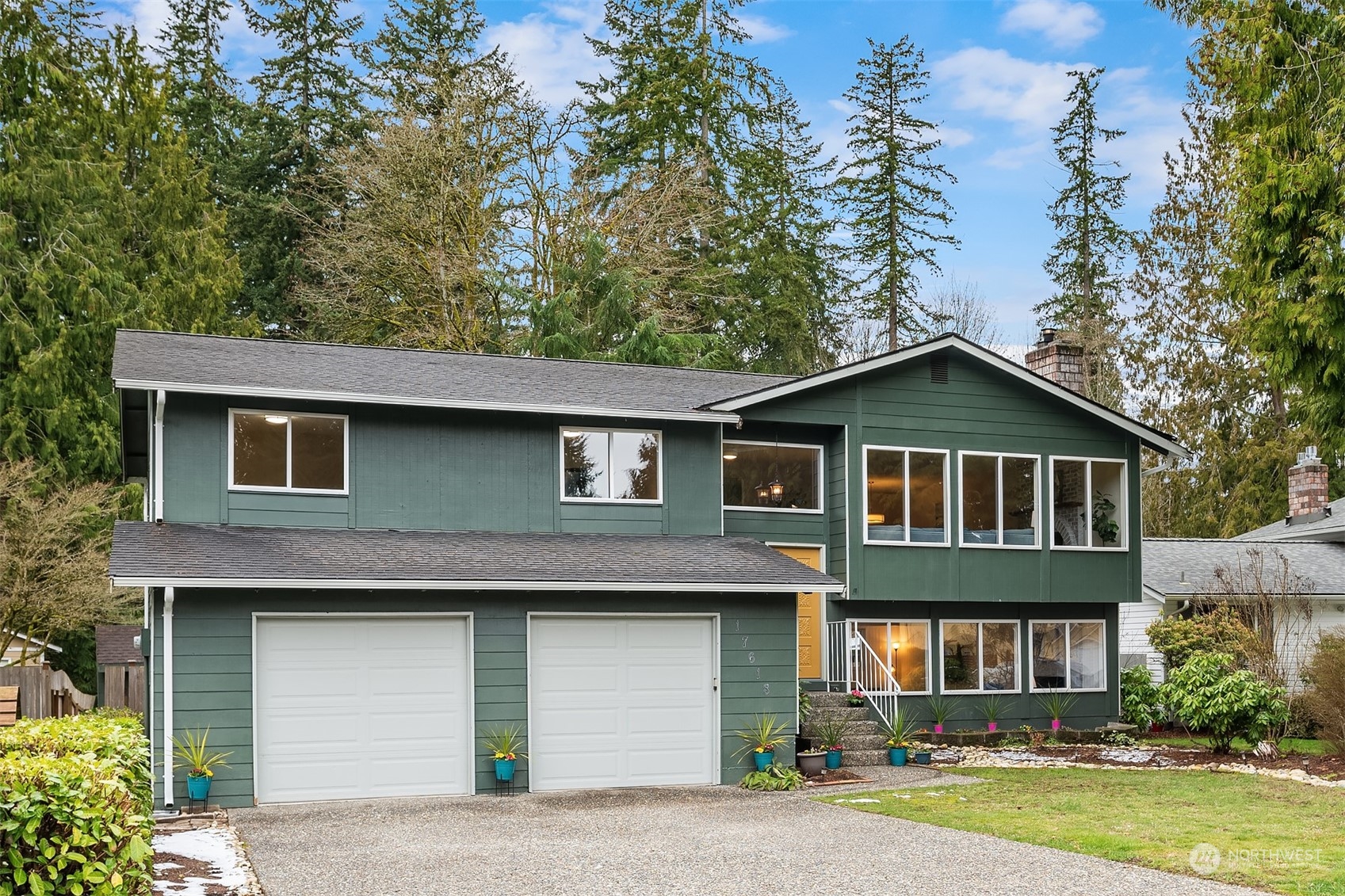 17618 Palomino Drive Bothell, WA 98012 - Photo 3 of 31 Gallery Image 3