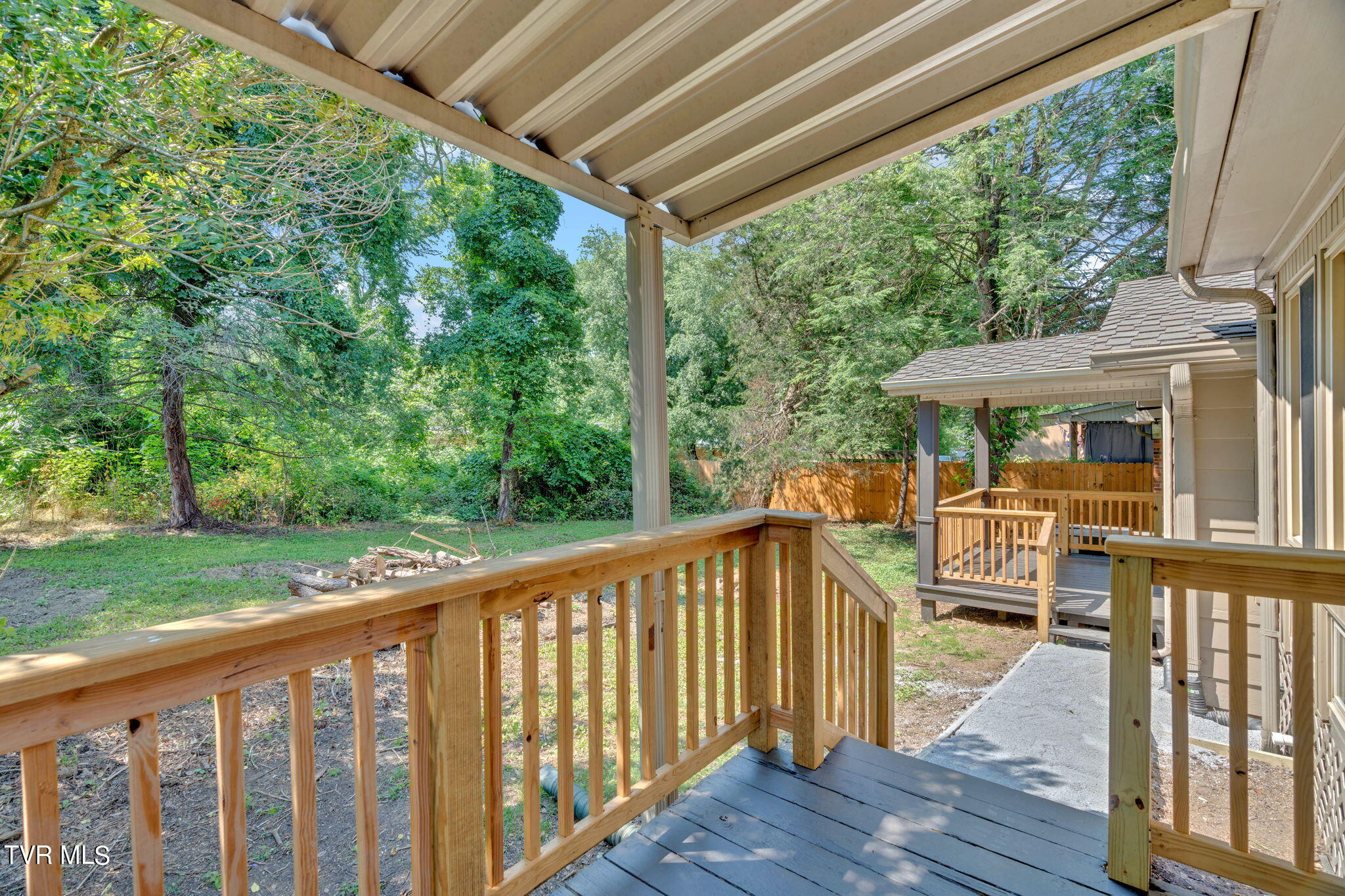 2523 Watauga Road Johnson City, TN 37601 - Photo 23 of 32 23-web-or-mls-DSC06945