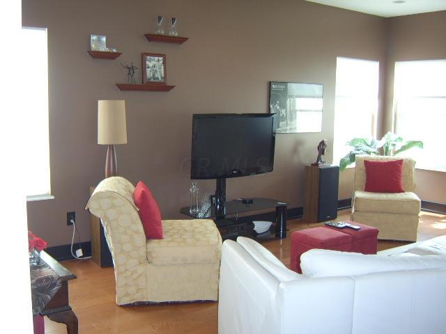 6048 Inslee Road Dublin, OH 43016 - Photo 2 of 39 Gallery Image 2