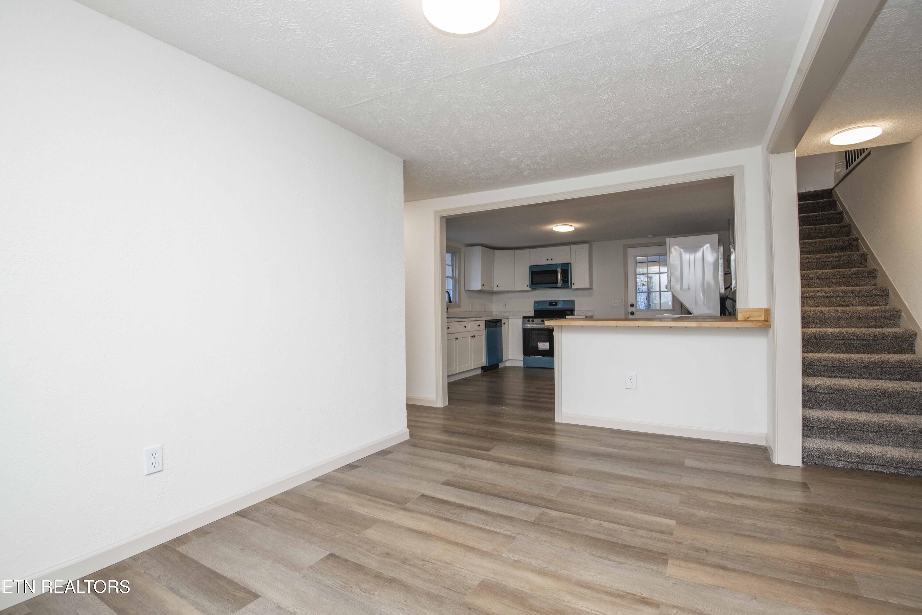 299 Big Mountain Hollow Road Oliver Springs, TN 37840 - Photo 18 of 57 dining_1