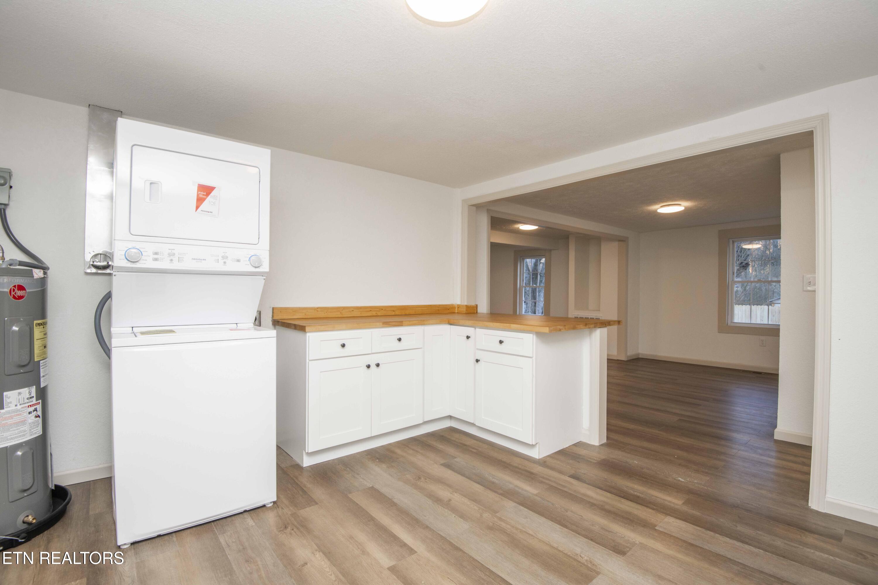 299 Big Mountain Hollow Road Oliver Springs, TN 37840 - Photo 26 of 57 kitchen 4_1