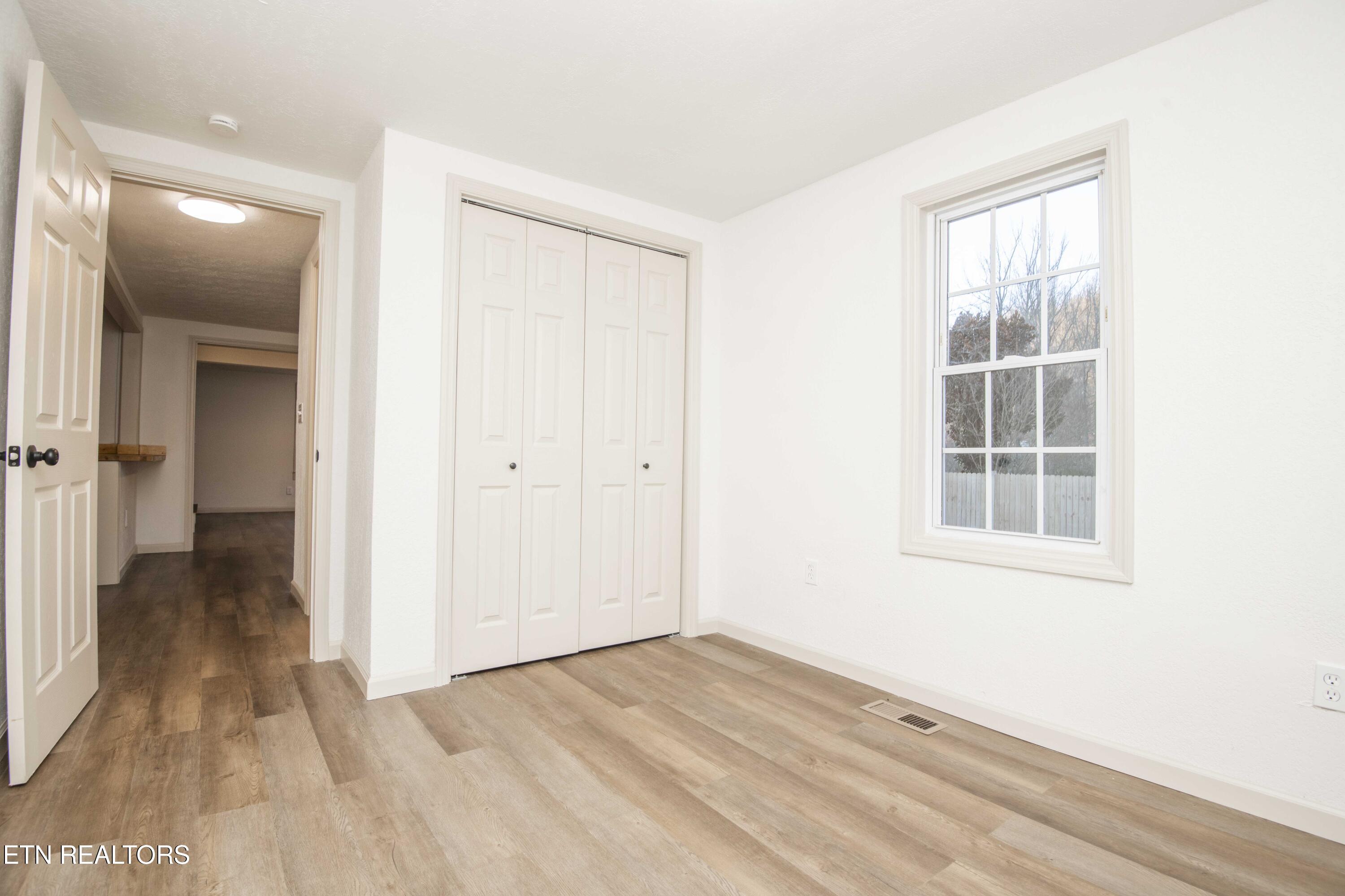 299 Big Mountain Hollow Road Oliver Springs, TN 37840 - Photo 27 of 57 second bed 2_1