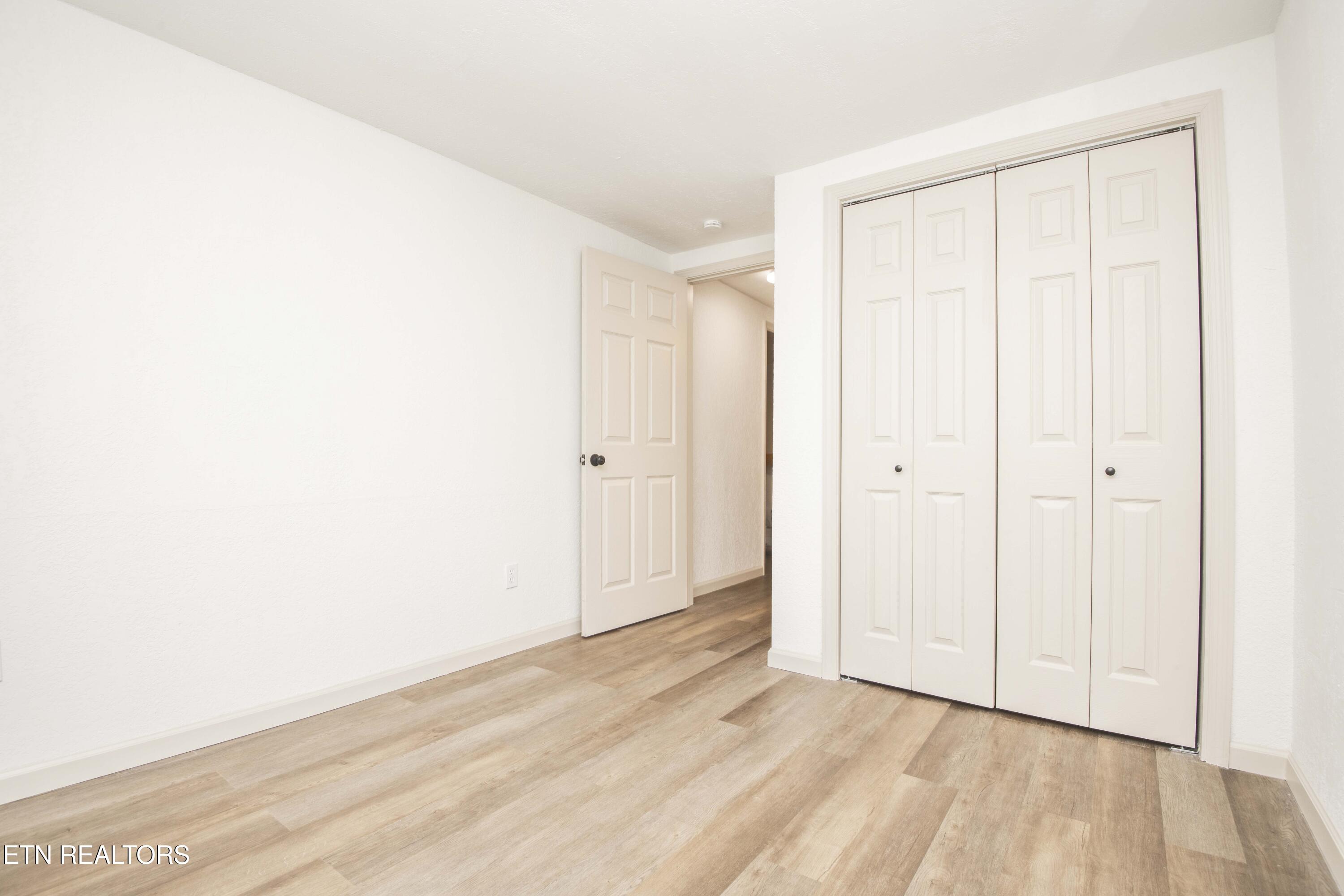 299 Big Mountain Hollow Road Oliver Springs, TN 37840 - Photo 28 of 57 second bed 1_1