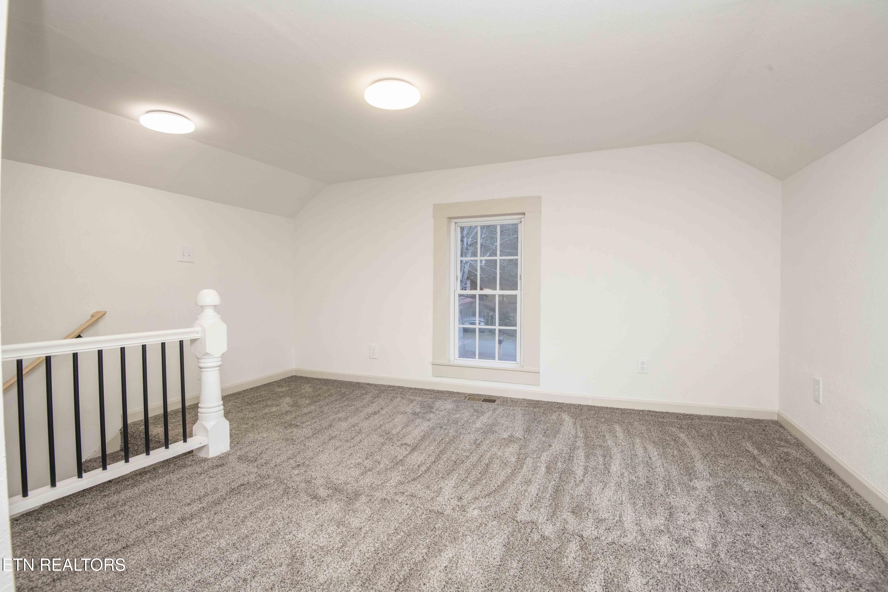 299 Big Mountain Hollow Road Oliver Springs, TN 37840 - Photo 38 of 57 loft 3_1