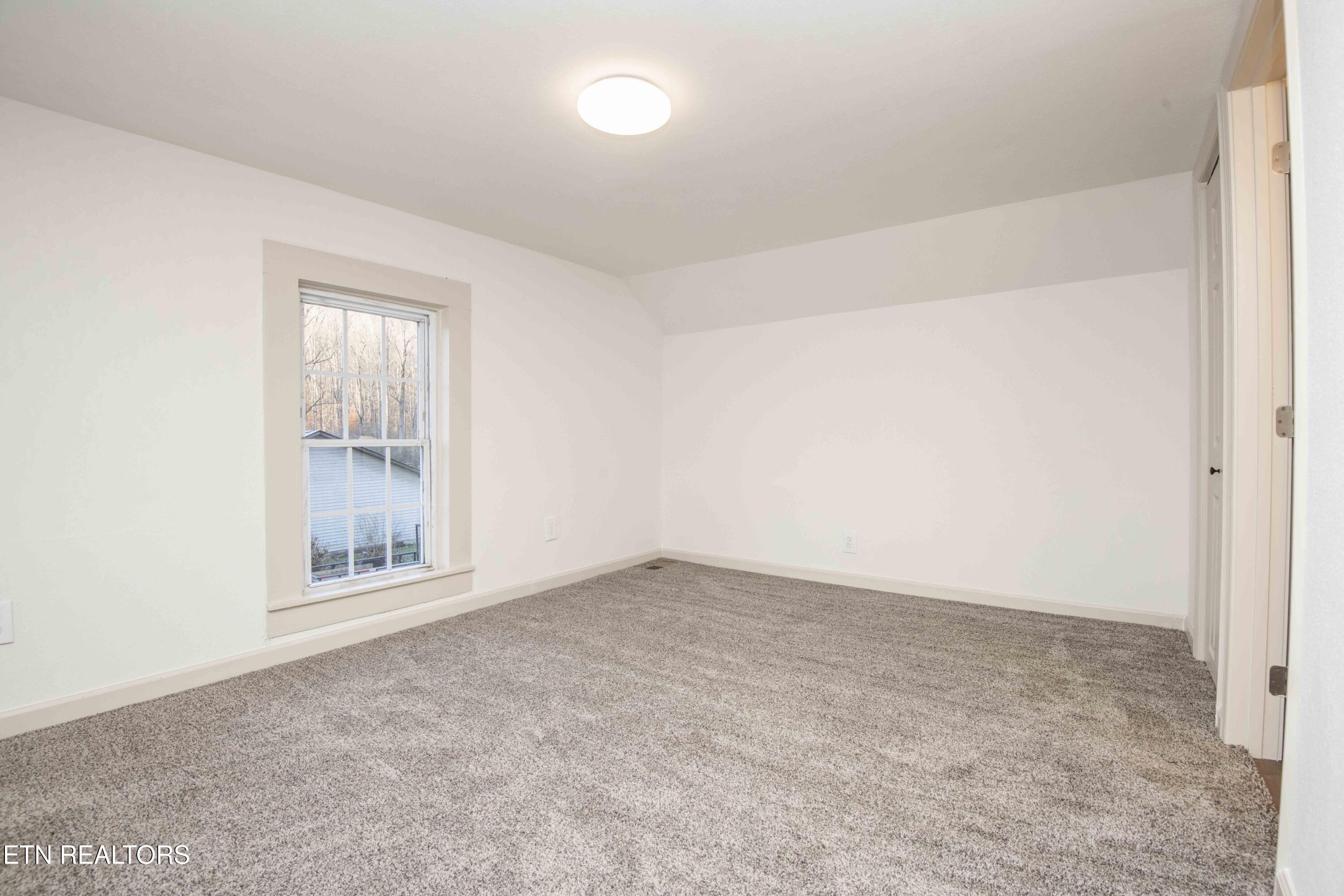 299 Big Mountain Hollow Road Oliver Springs, TN 37840 - Photo 41 of 57 master bed_1