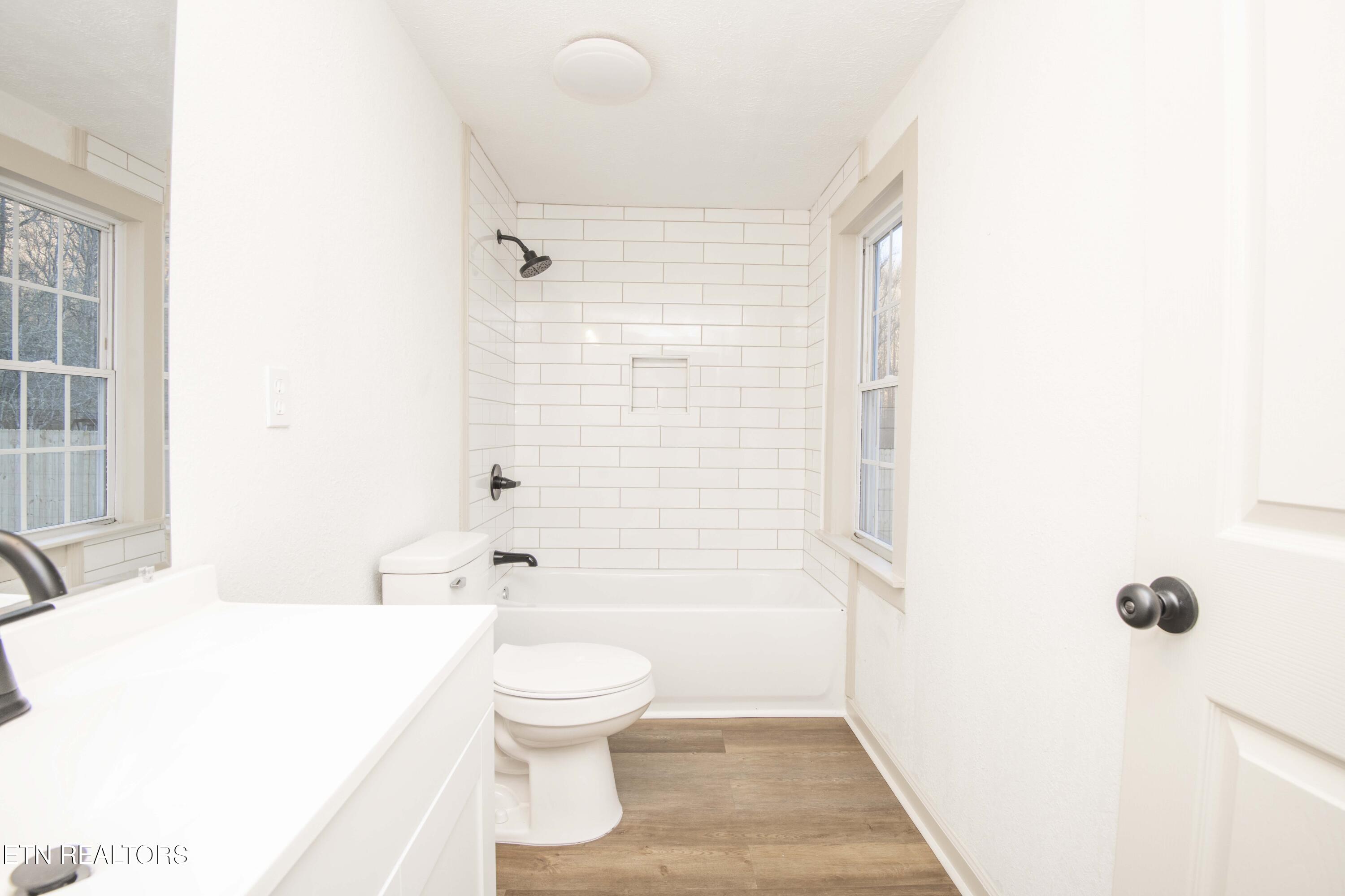 299 Big Mountain Hollow Road Oliver Springs, TN 37840 - Photo 44 of 57 second bath_1