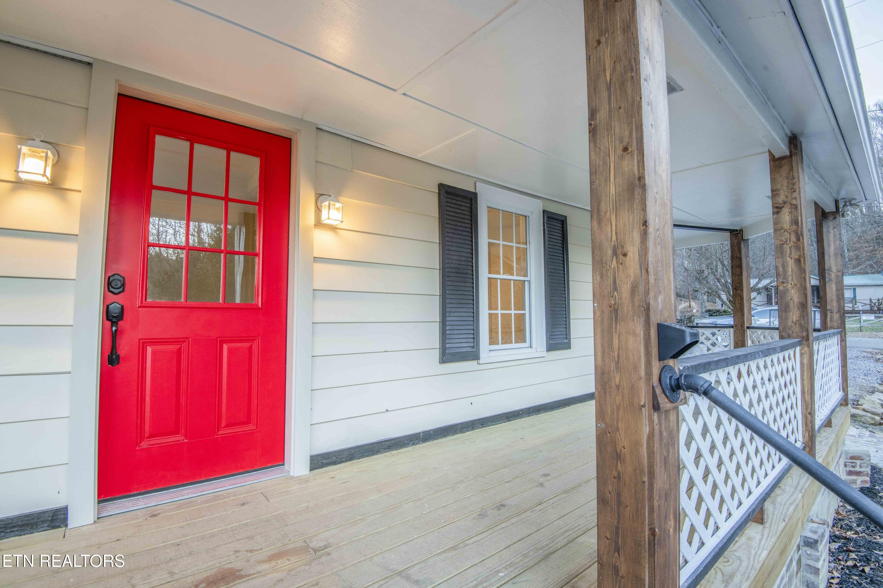 299 Big Mountain Hollow Road Oliver Springs, TN 37840 - Photo 10 of 57 porch 1_1