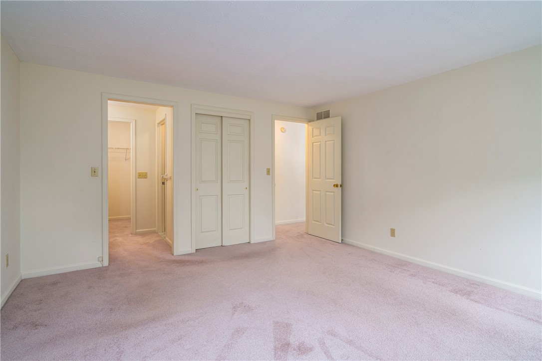 54 Chenin Run Perinton, NY 14450 - Photo 16 of 34