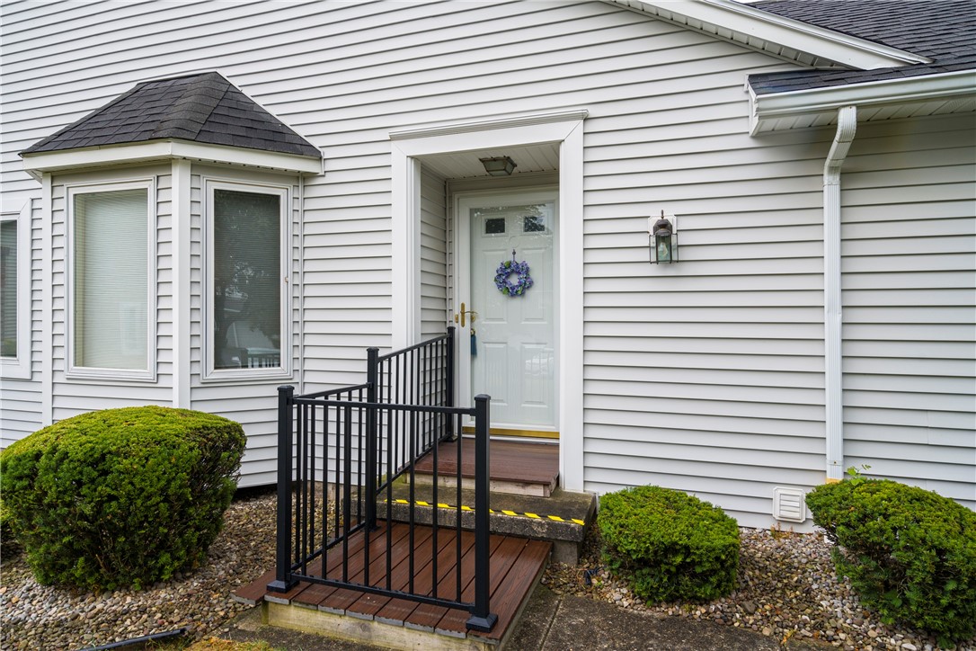 54 Chenin Run Perinton, NY 14450 - Photo 2 of 34