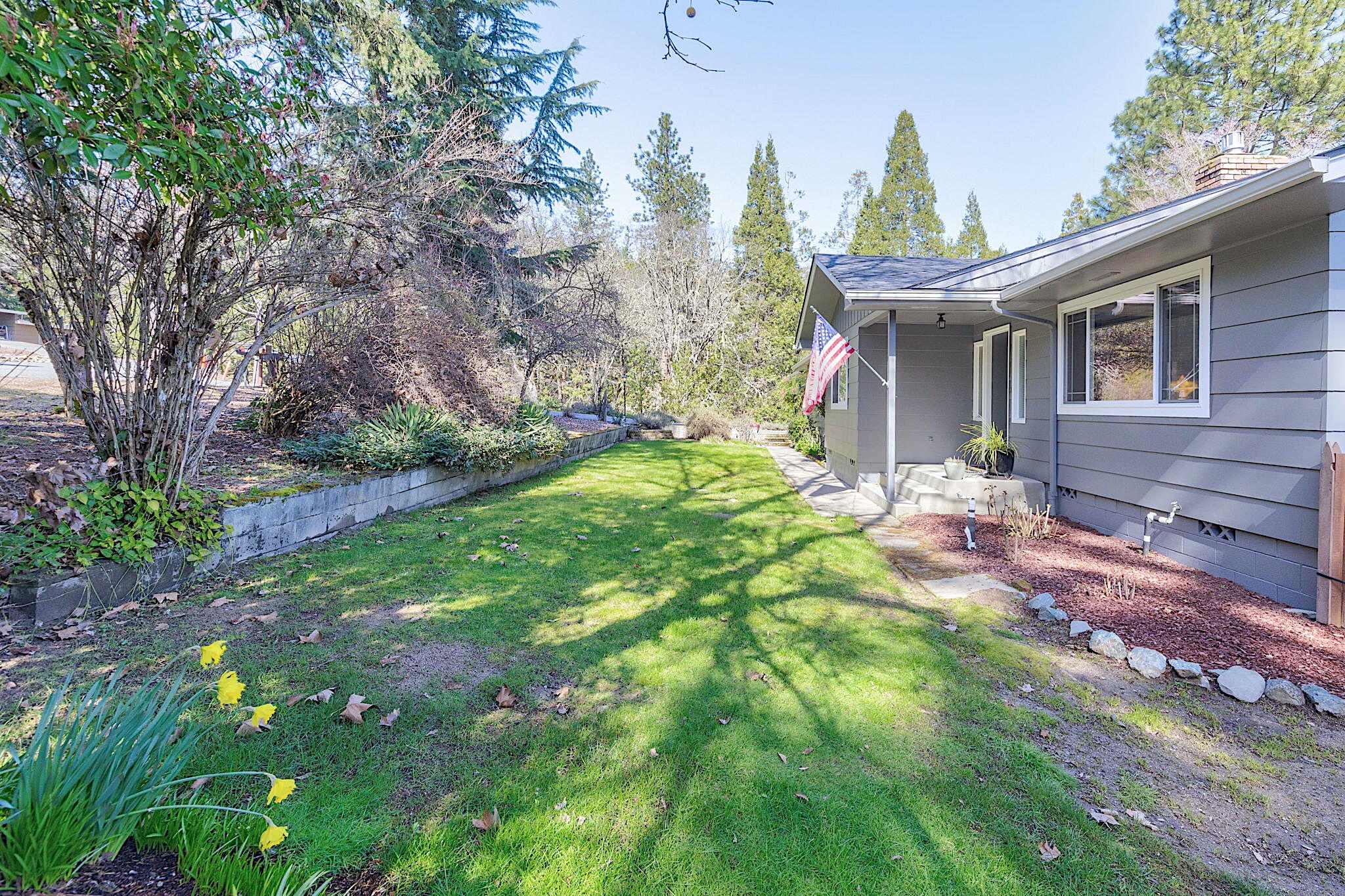 235 Larkin Road Grants Pass, OR 97527 - Photo 6 of 41 59-web-or-mls-235-larkin-rd
