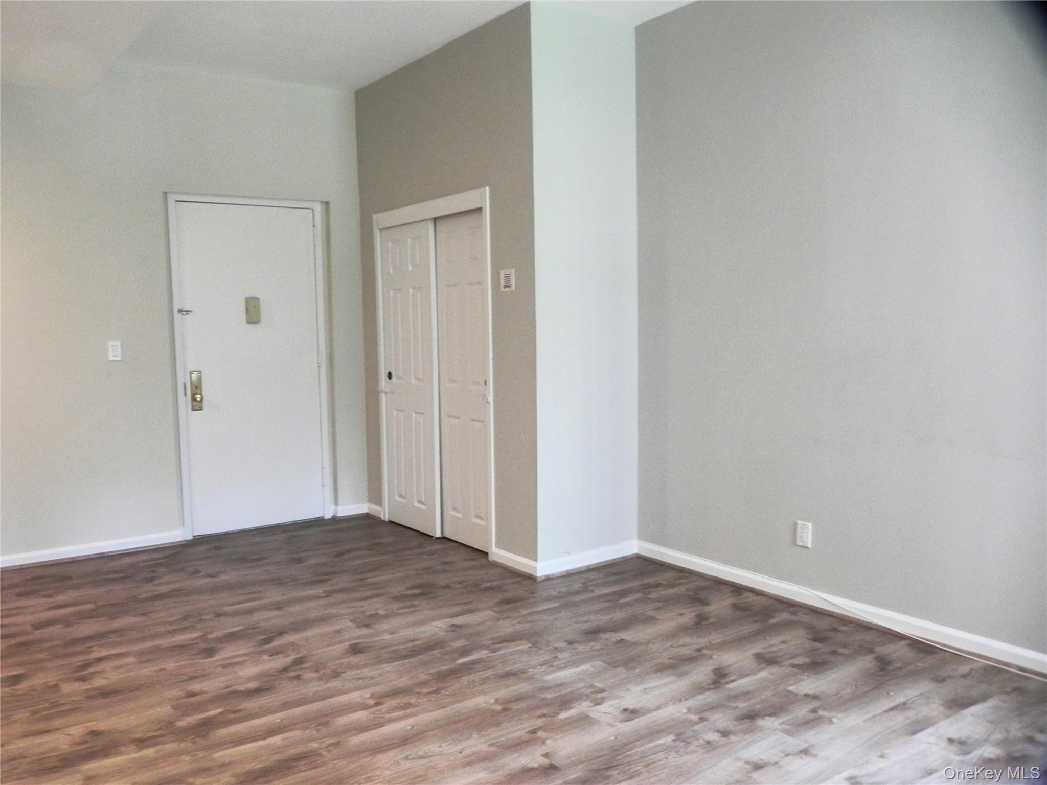 1250 North Avenue, Unit 110 New Rochelle, NY 10804 - Photo 3 of 27