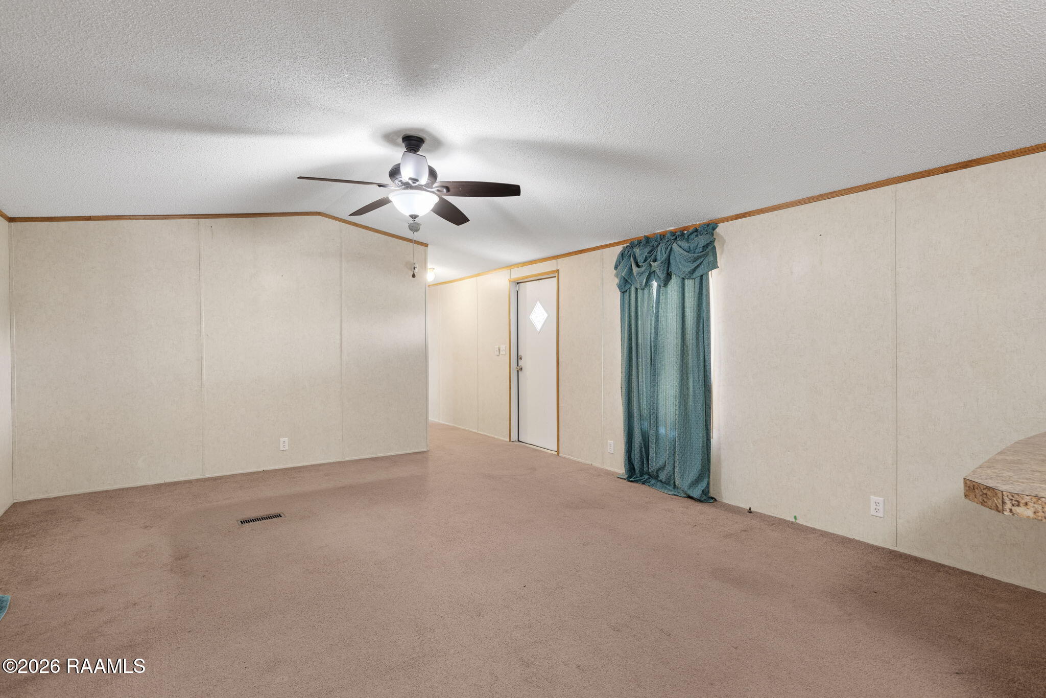 160 Gayle Drive Church Point, LA 70525 - Photo 3 of 30 4-web-or-mls-160 Gayle Dr-4