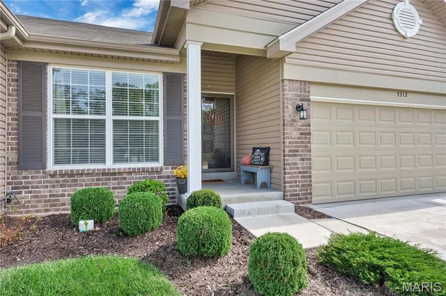 $310,000 | 5312 Lakepath Way, Eureka, MO 63025