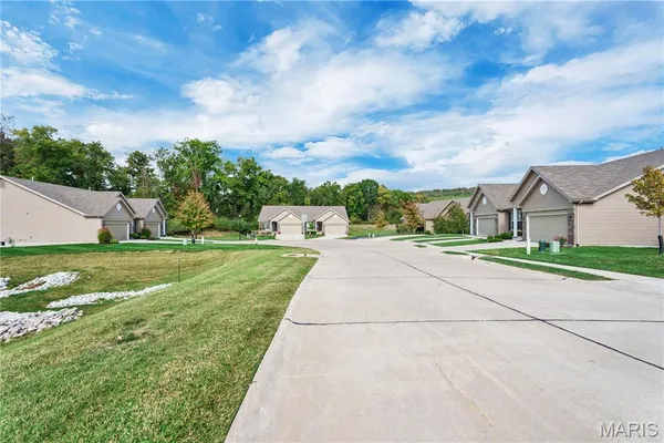$302,000 | 5312 Lakepath Way, Eureka, MO 63025