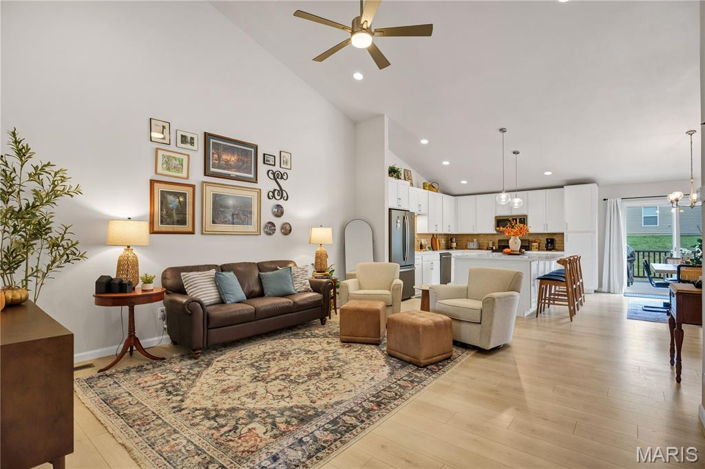 5312 Lakepath Way Eureka, MO 63025 - Photo 6 of 25