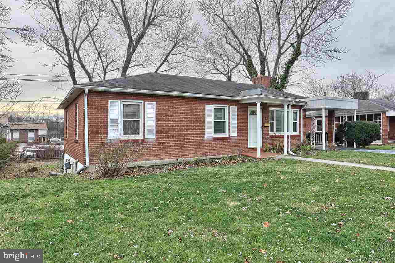3505 Centerfield Road Harrisburg, PA 17109 - Photo 3 of 24 Gallery Image 3