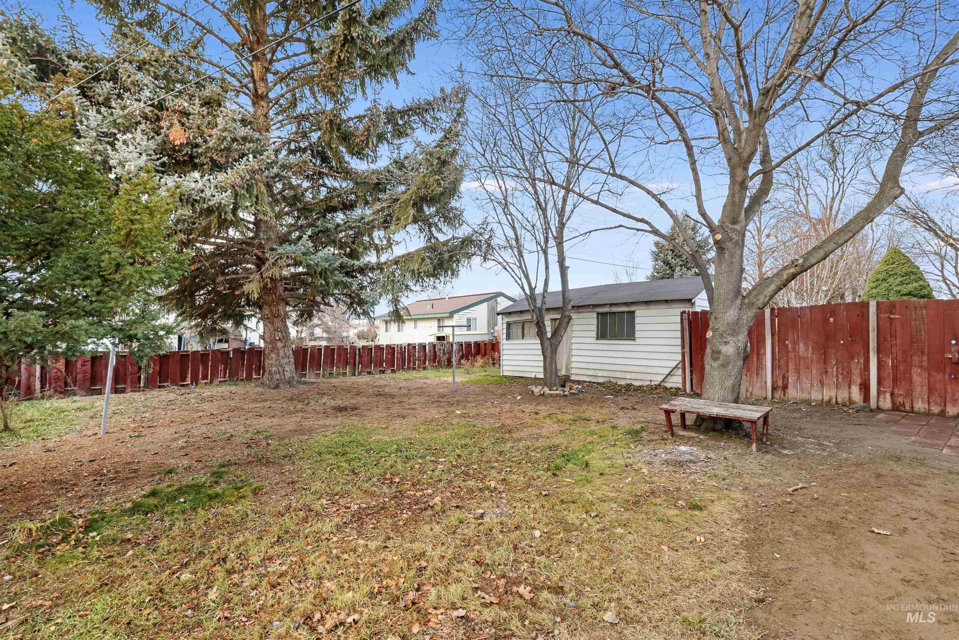 545 Madison Street Twin Falls, ID 83301 - Photo 20 of 23 View of fenced backyard