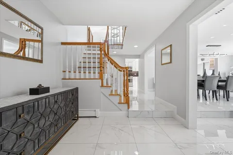 a view of entryway and hall