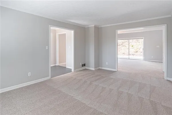 $2,950 | 4571 Huntridge Drive, Roswell, GA 30075