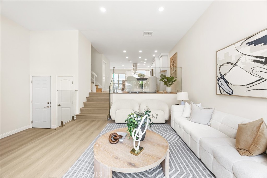 3 Moon Shadow, Unit 2 Irvine, CA 92603 - Photo 9 of 40