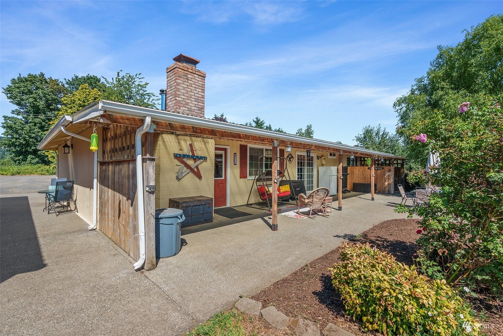 175 Ceres Hill Road Chehalis, WA 98532 - Photo 25 of 36 a view of a house with backyard and sitting area