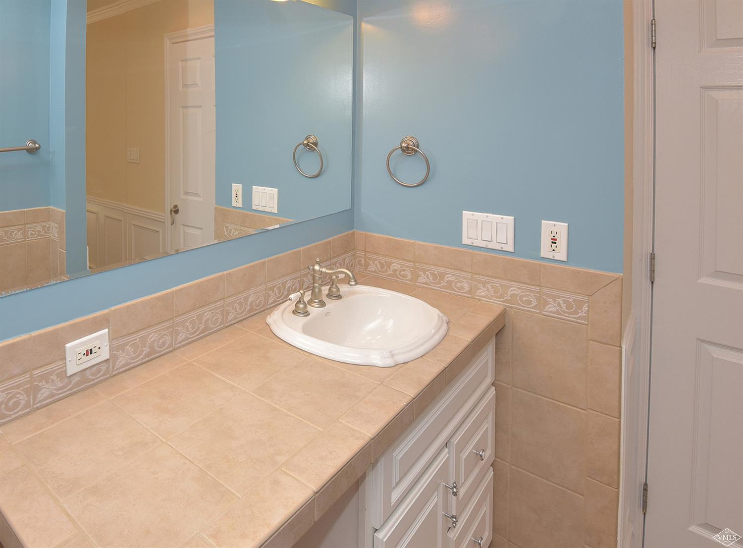 48 Riverside Court, Unit E Avon, CO 81620 - Photo 11 of 25 Additional Photo