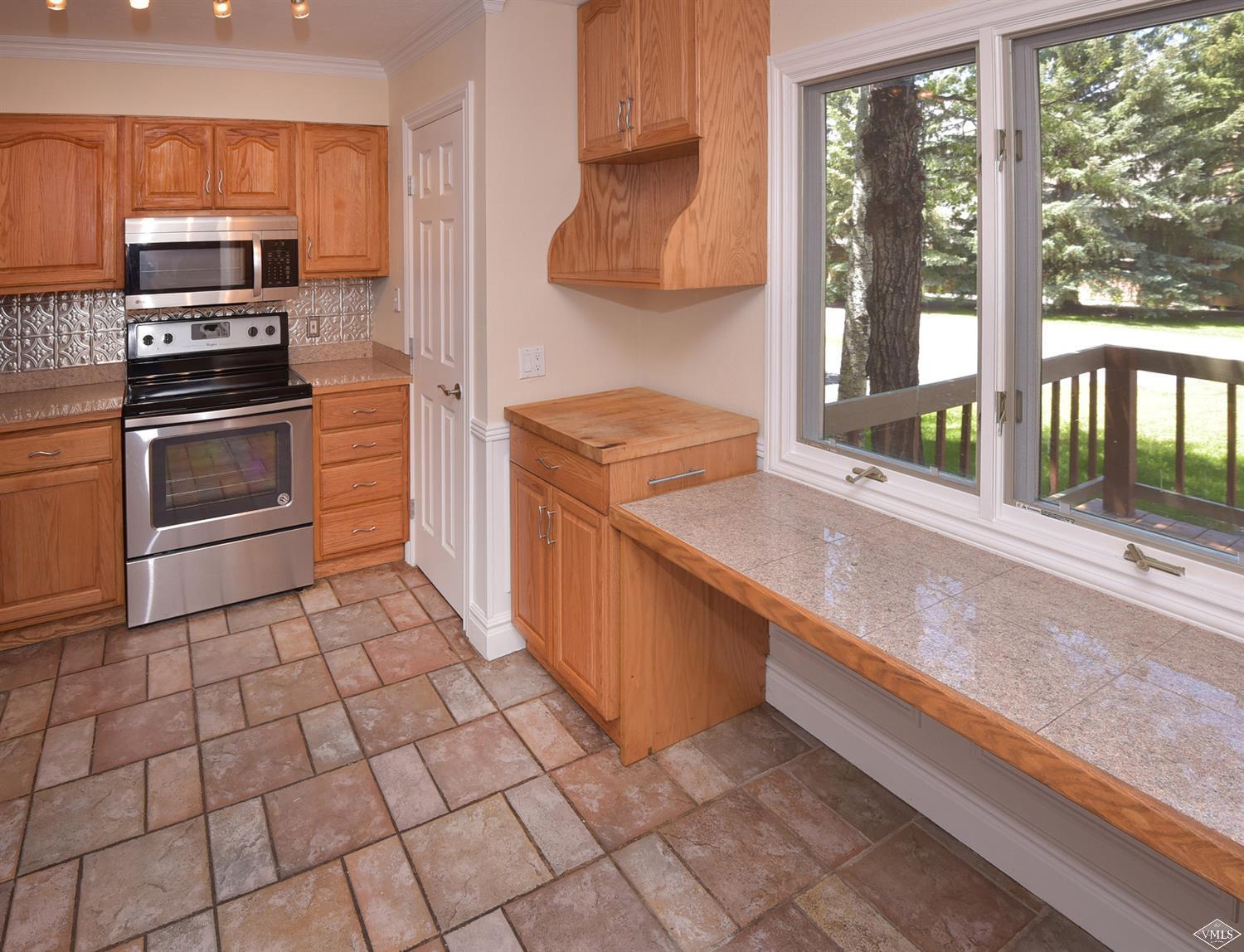 48 Riverside Court, Unit E Avon, CO 81620 - Photo 6 of 25 Additional Photo
