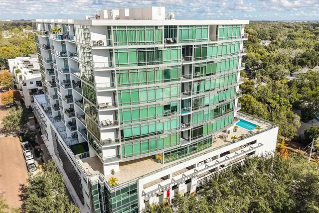 a tall building with a outdoor space