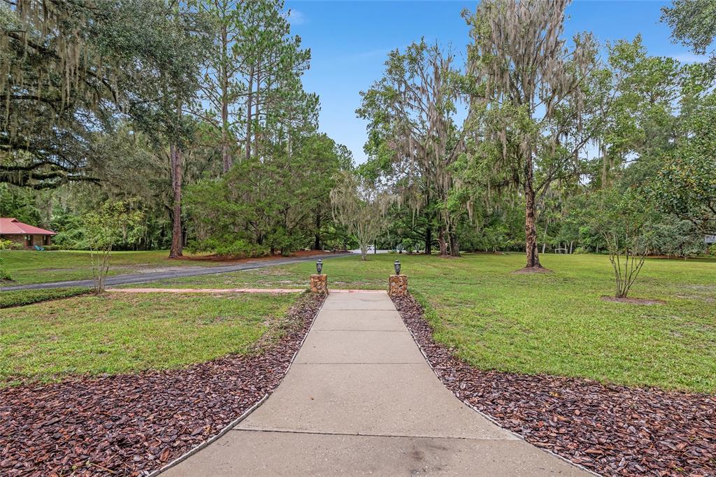 11427 Southwest 10th Terrace Micanopy, FL 32667 - Photo 3 of 77