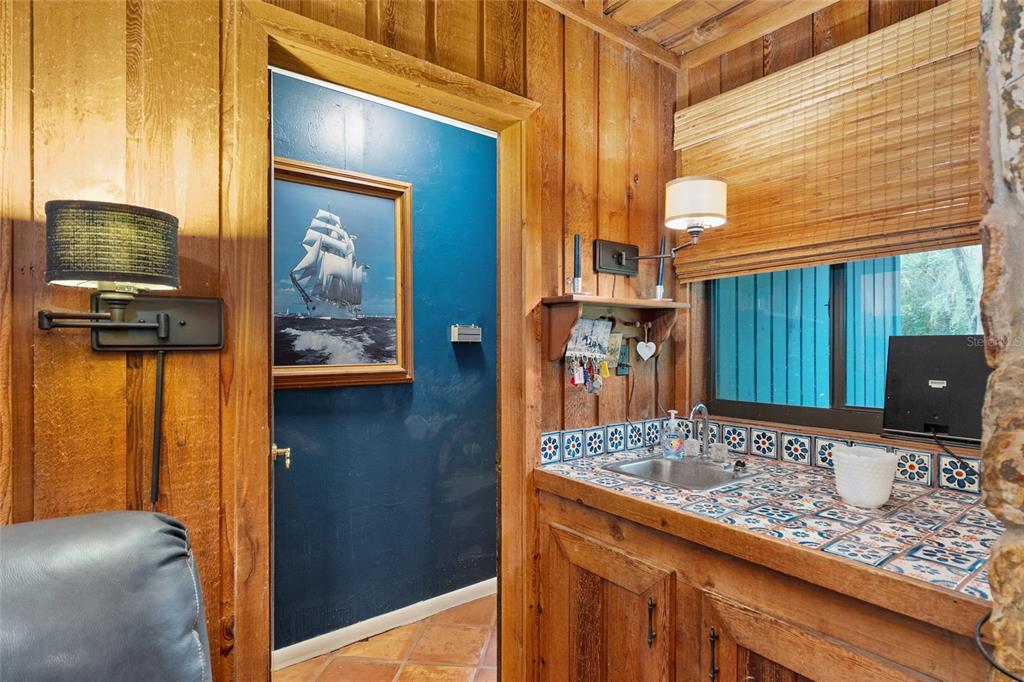 11427 Southwest 10th Terrace Micanopy, FL 32667 - Photo 34 of 77