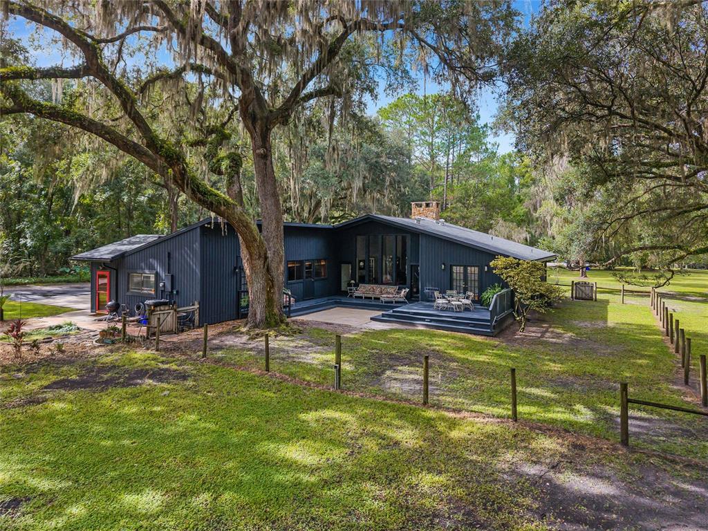 11427 Southwest 10th Terrace Micanopy, FL 32667 - Photo 69 of 77
