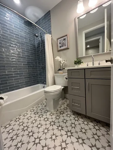 $1,299,900 | 86 Glen Ellen Boulevard, Unit 86, Millis, MA 02054