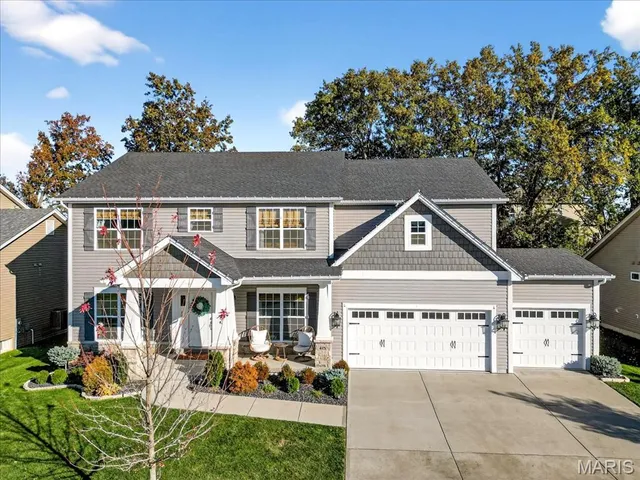 $625,000 | 415 Filipp Lane, Lake St. Louis, MO 63367