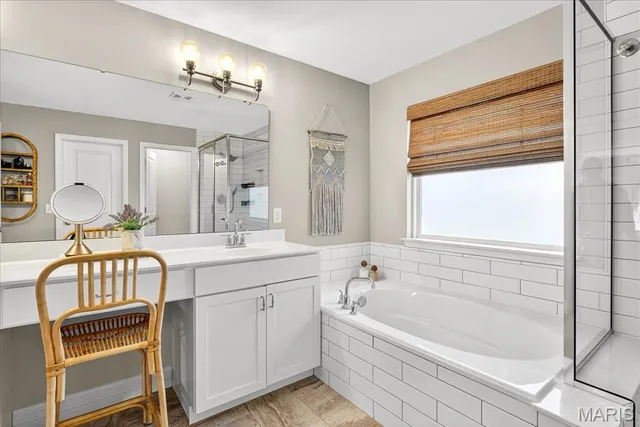 $625,000 | 415 Filipp Lane, Lake St. Louis, MO 63367