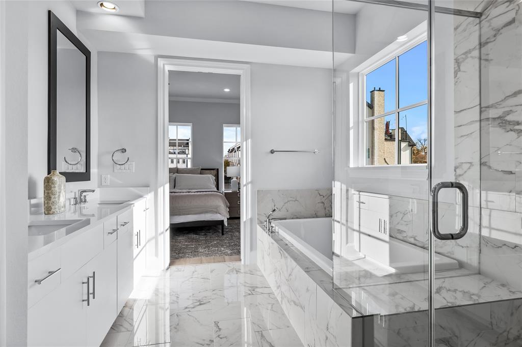 4645 New Water Lane Dallas, TX 75219 - Photo 33 of 34 Image of model home with similar floorplan.