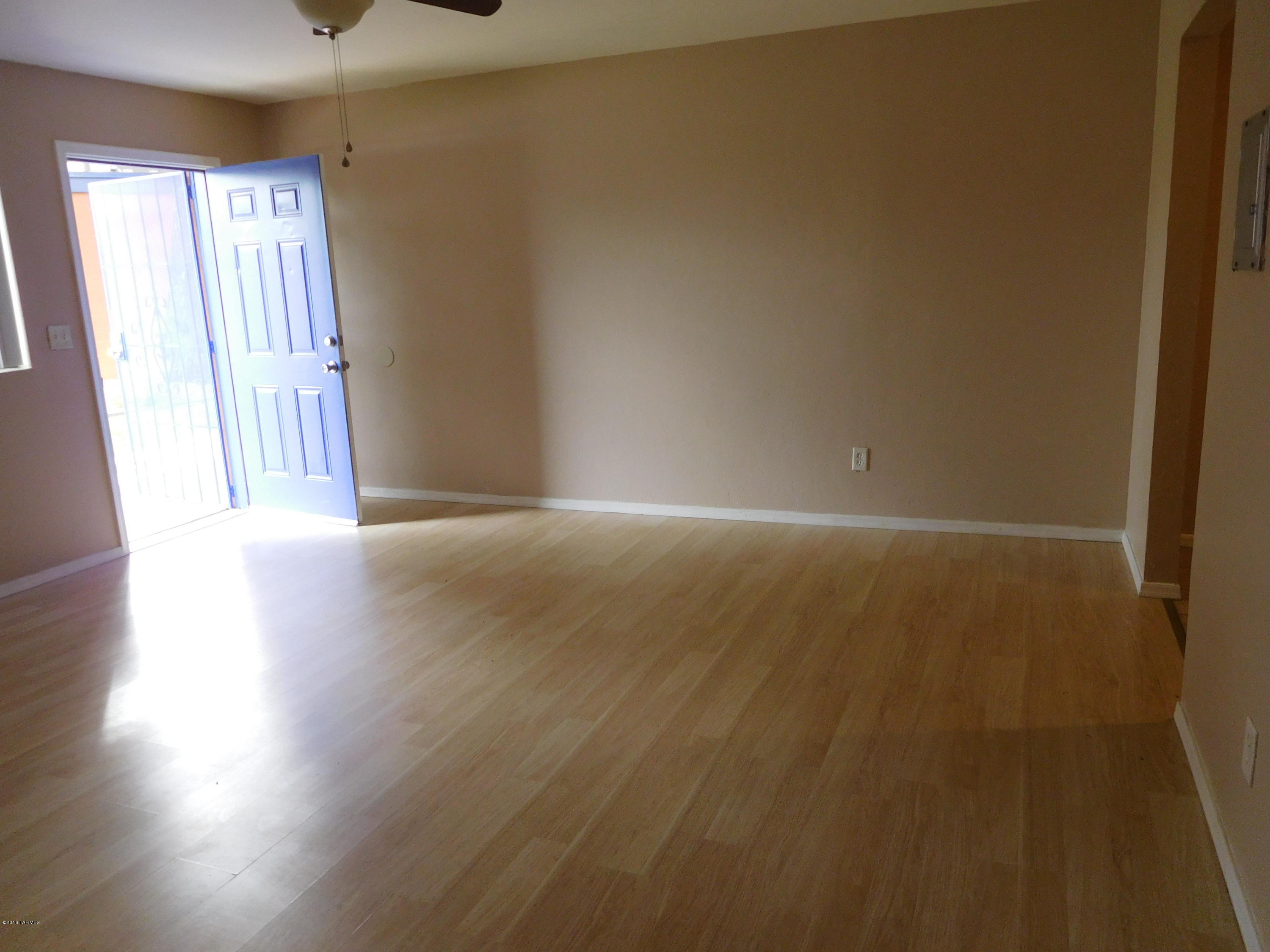 350 North Silverbell Road, Unit 130131 Tucson, AZ 85745 - Photo 9 of 30