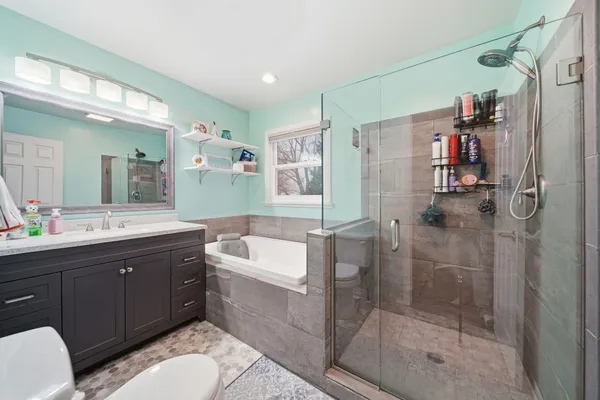 $251,000 | 1042 Oram Drive, Adrian, MI 49221