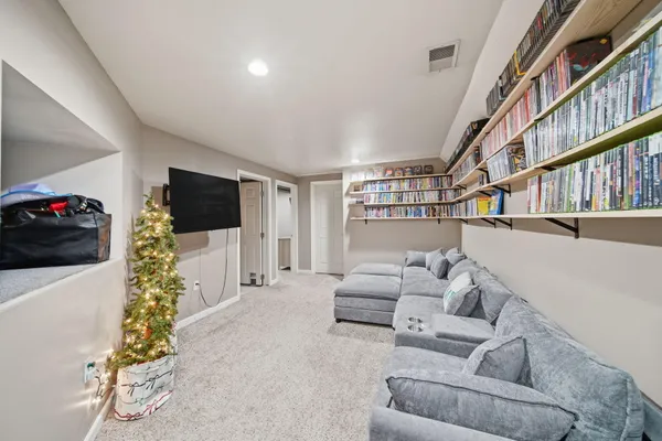 $251,000 | 1042 Oram Drive, Adrian, MI 49221