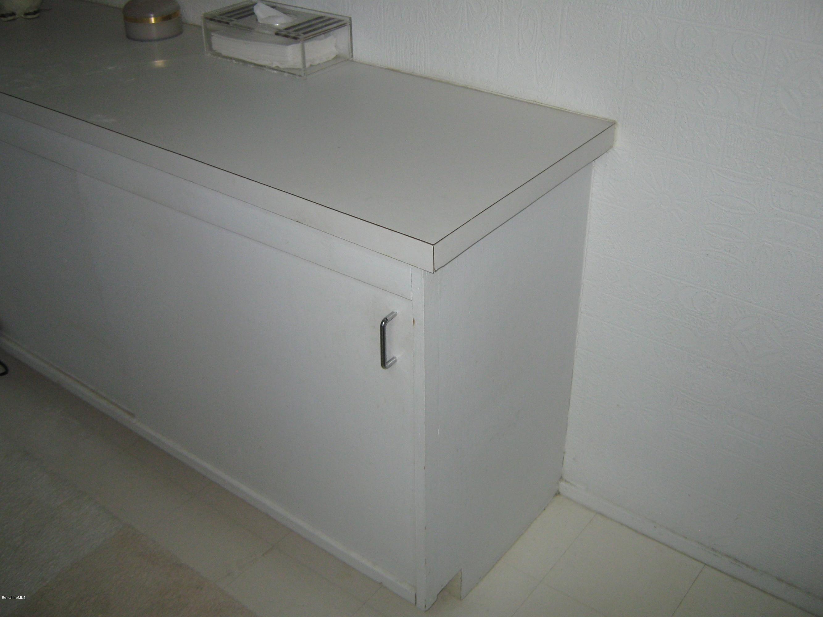 231 Summit Road Richmond, MA 01254 - Photo 42 of 69 a view of small space