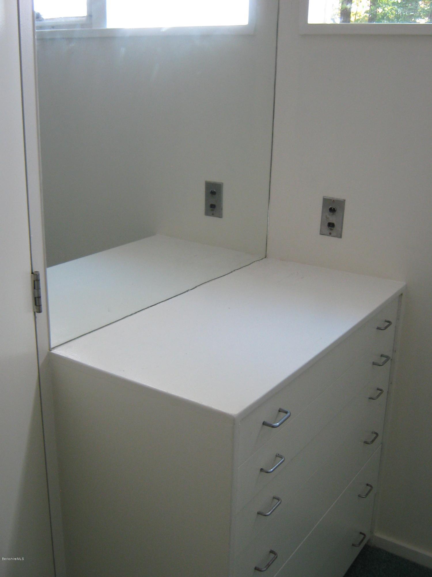 231 Summit Road Richmond, MA 01254 - Photo 59 of 69 a close up of a shower