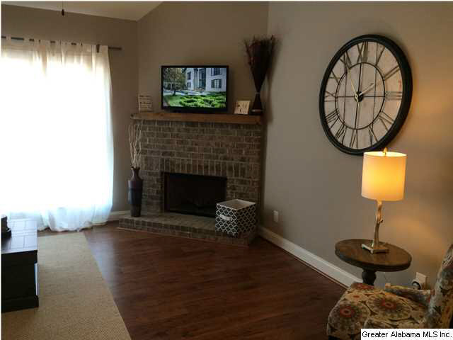 4901 Stonecreek Way Calera, AL 35040 - Photo 3 of 28