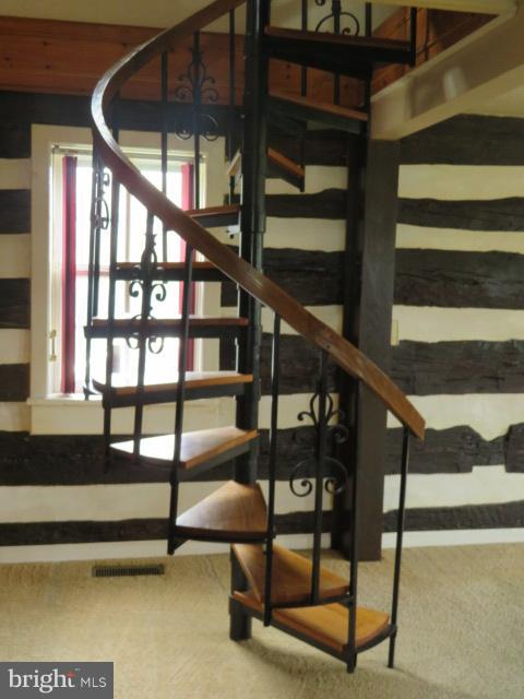 5575 Hanover Road Hanover, PA 17331 - Photo 19 of 28