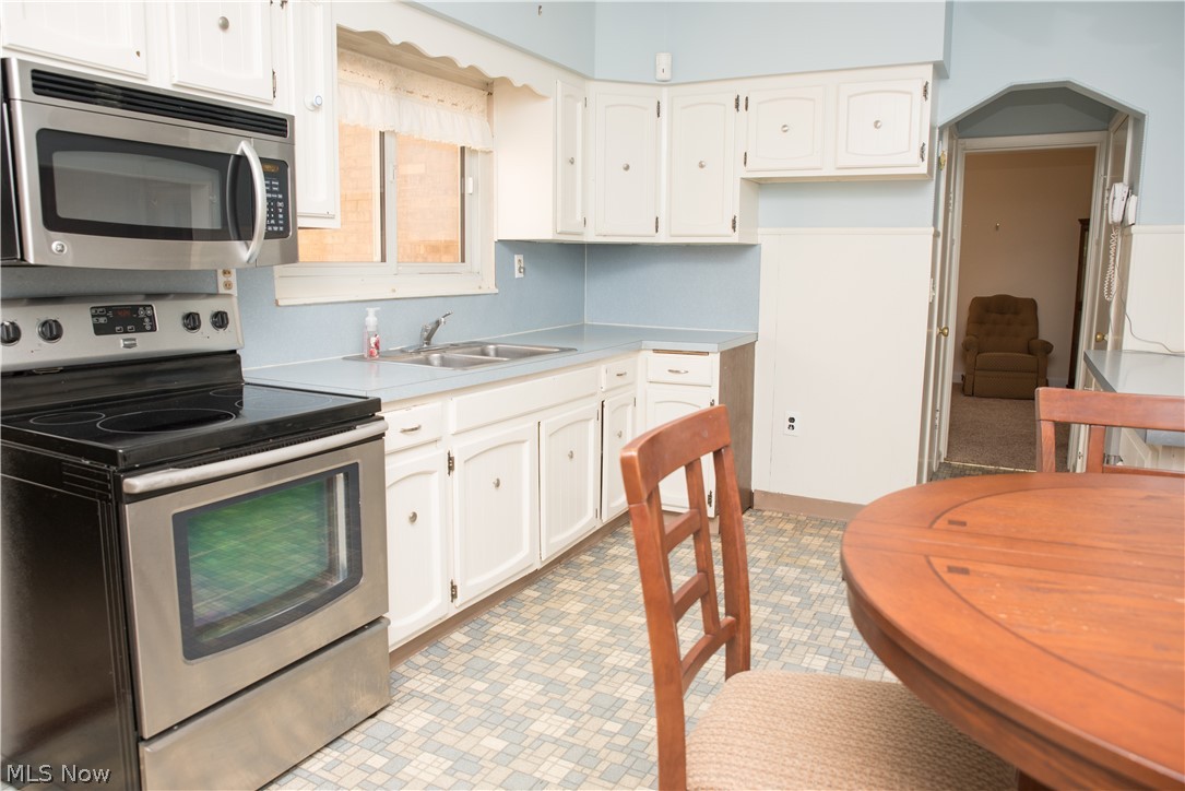 12985 Huffman Road Cleveland, OH 44130 - Photo 31 of 35 Gallery Image 31