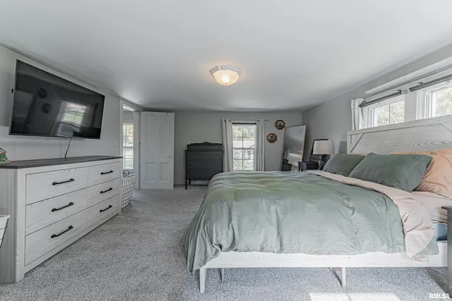 $125,000 | 108 West A Street, Delavan, IL 61734