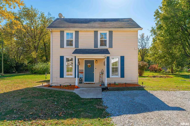 $125,000 | 108 West A Street, Delavan, IL 61734