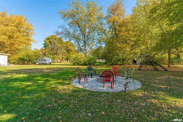 $125,000 | 108 West A Street, Delavan, IL 61734