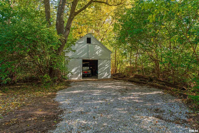 $125,000 | 108 West A Street, Delavan, IL 61734